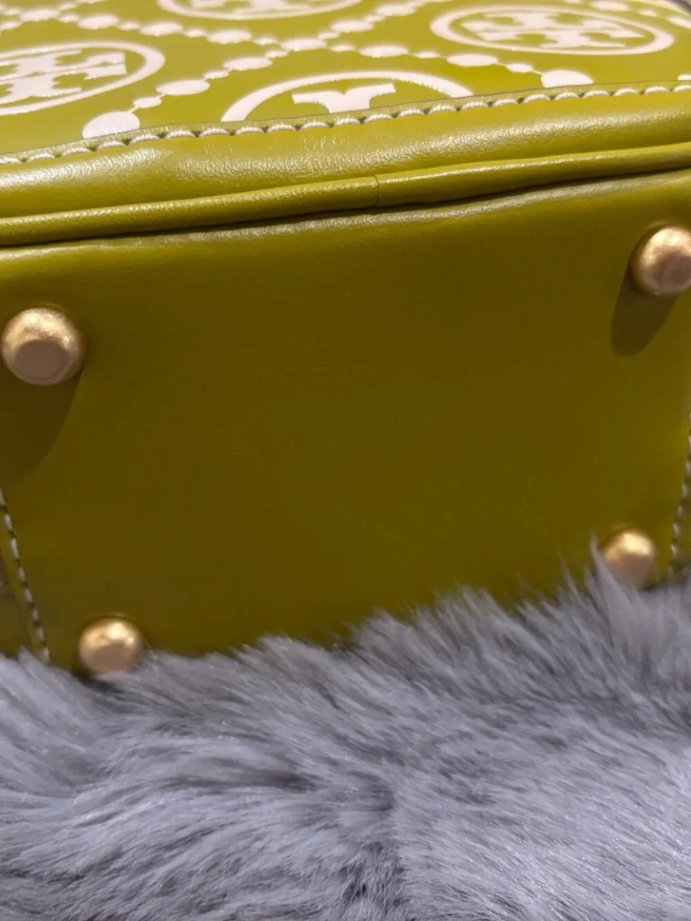NEW Tory Burch Circle Crossbody Bag Moon T Monogram Leather Lime Olive Green